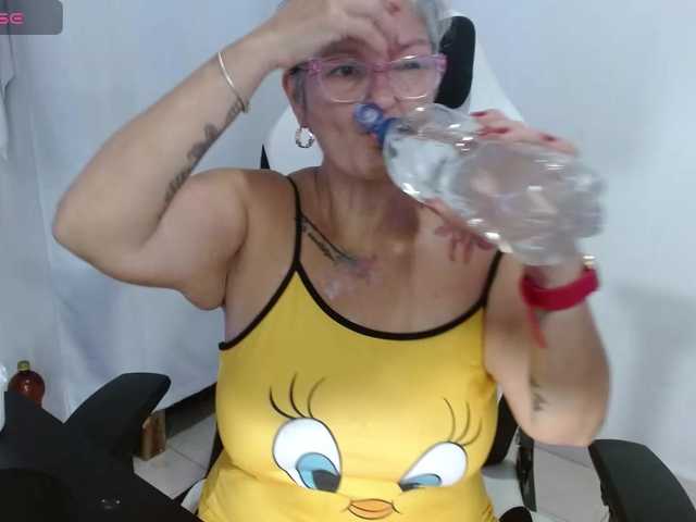 bety-cum3