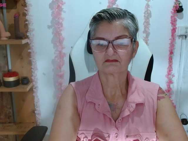 bety-cum3