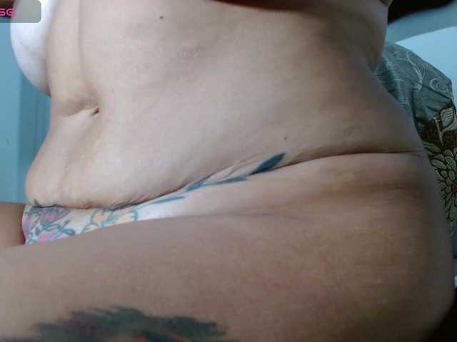 bety-cum3 live cam on BongaCams