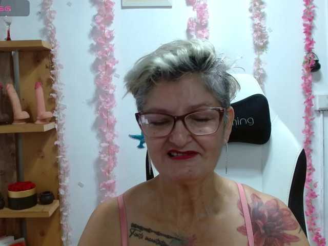 bety-cum3