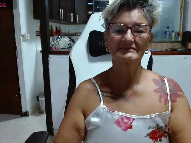 bety-cum3