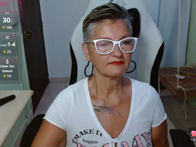bety-cum3