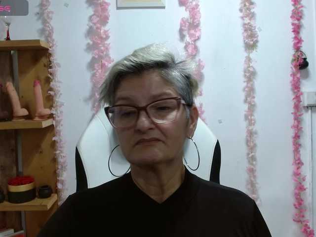 bety-cum3