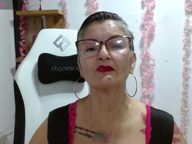 bety-cum3