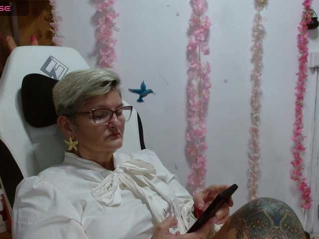 bety-cum3
