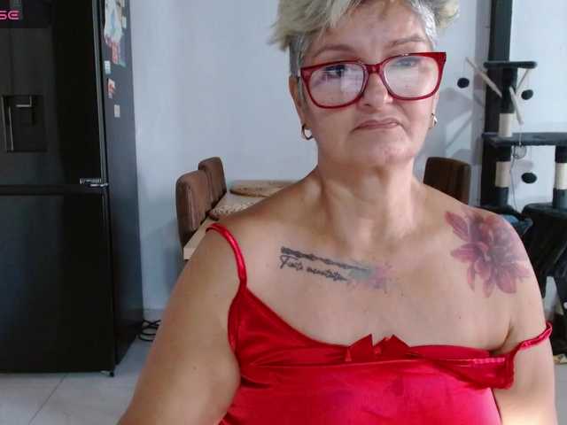 bety-cum3