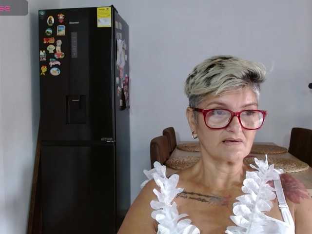 bety-cum3