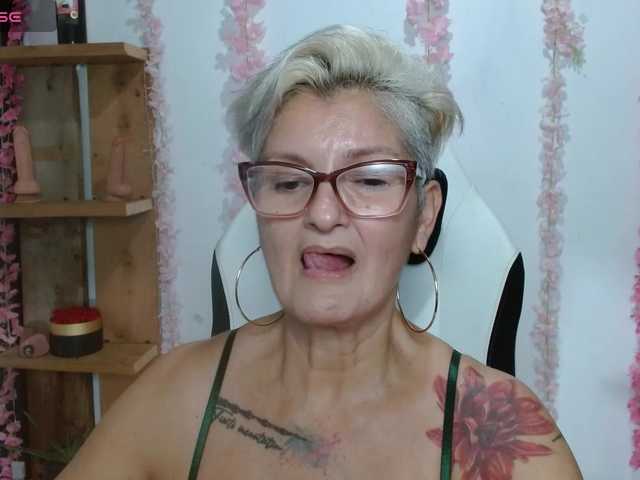 bety-cum3