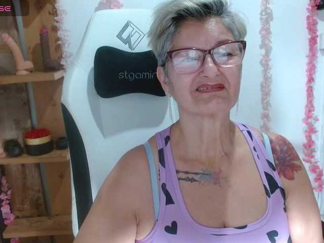 bety-cum3