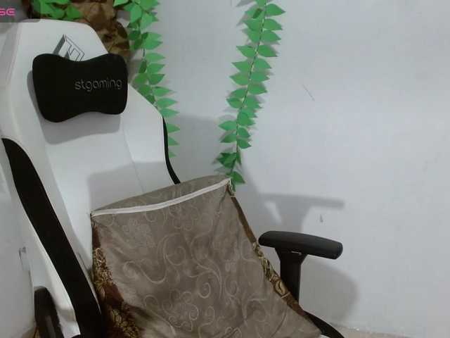 bety-cum3's BongaCams show and profile