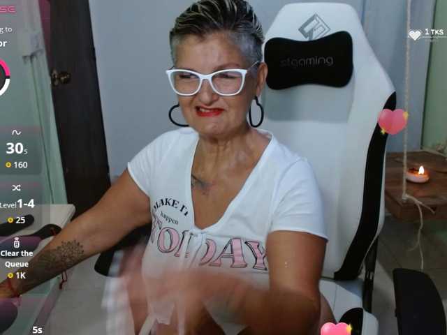 bety-cum3
