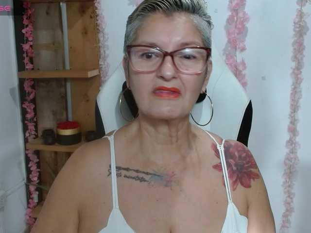 bety-cum3