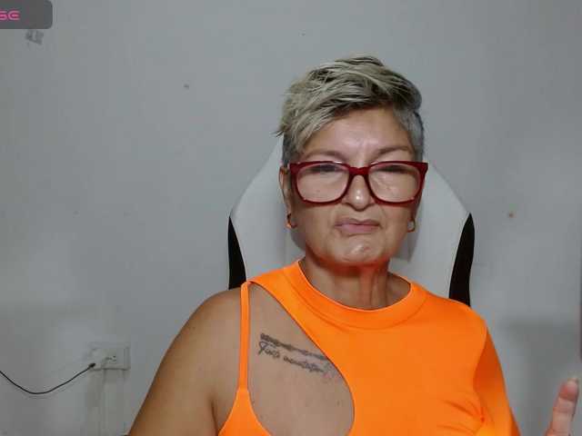 bety-cum3