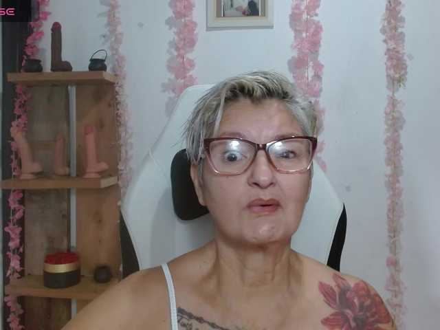 bety-cum3