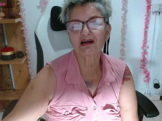 bety-cum3