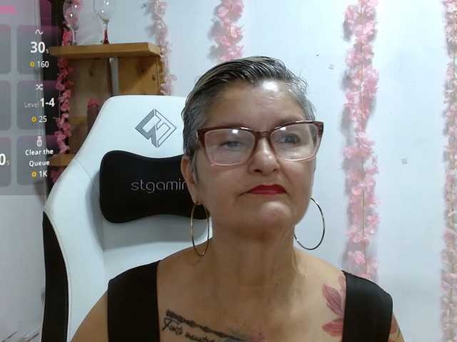 bety-cum3