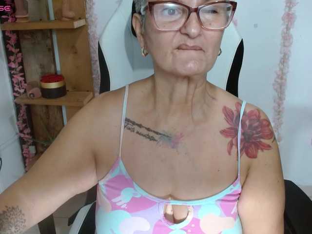 bety-cum3