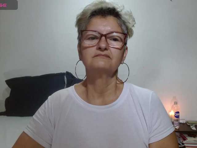 bety-cum3 live cam on BongaCams