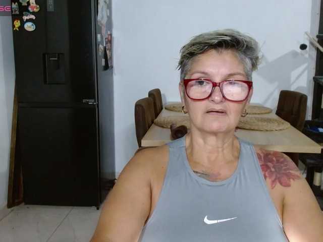 bety-cum3