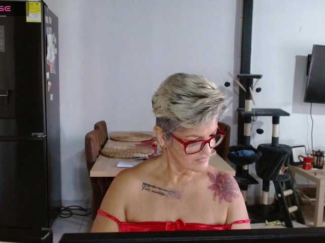 bety-cum3