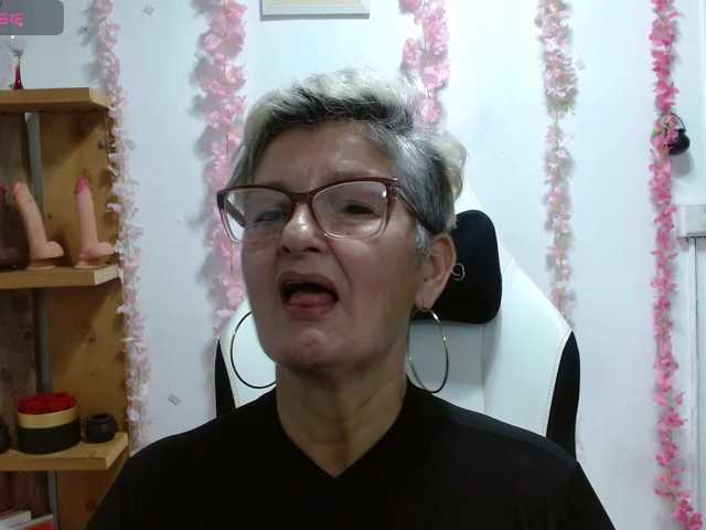 bety-cum3