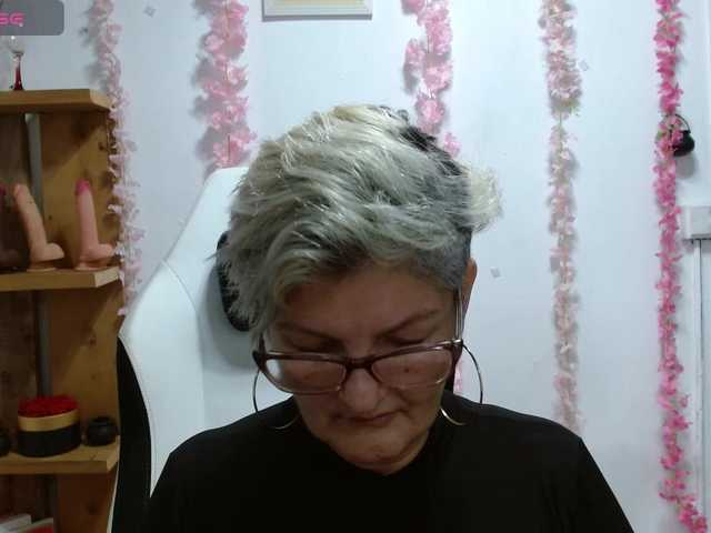 bety-cum3