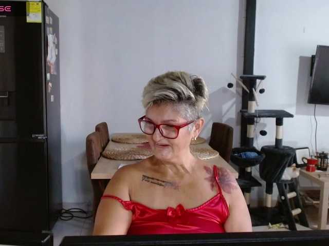 bety-cum3