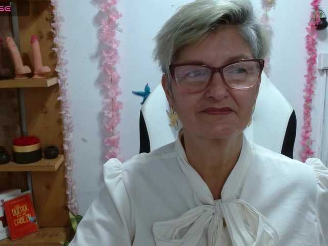 bety-cum3