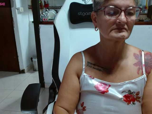 bety-cum3