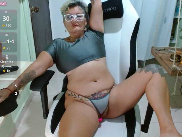 bety-cum3