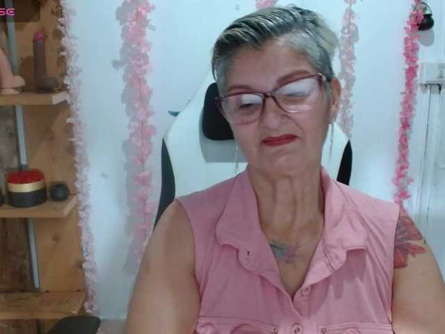 bety-cum3