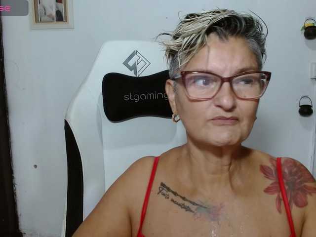 bety-cum3