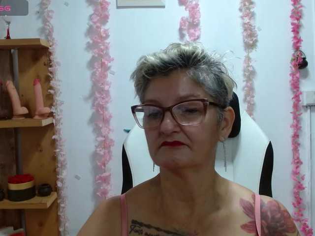 bety-cum3 — live female cam