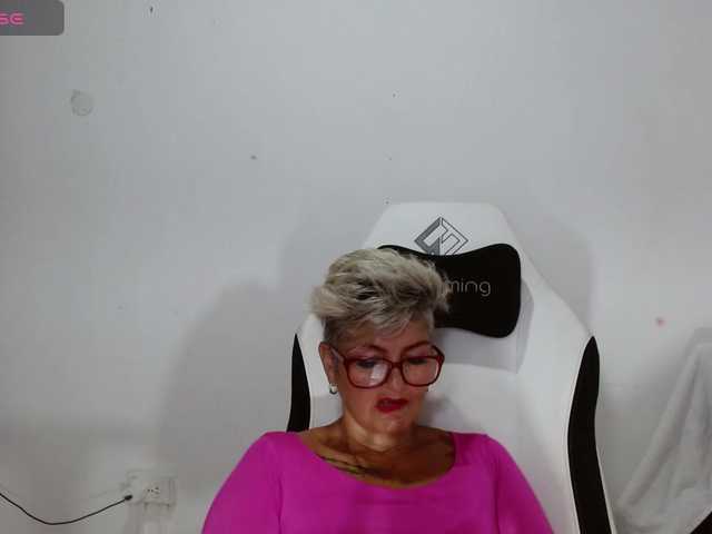 bety-cum3 live cam on BongaCams