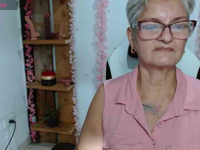 bety-cum3 Sex Cam Show