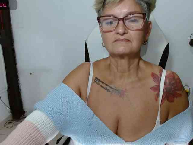 bety-cum3 webcam
