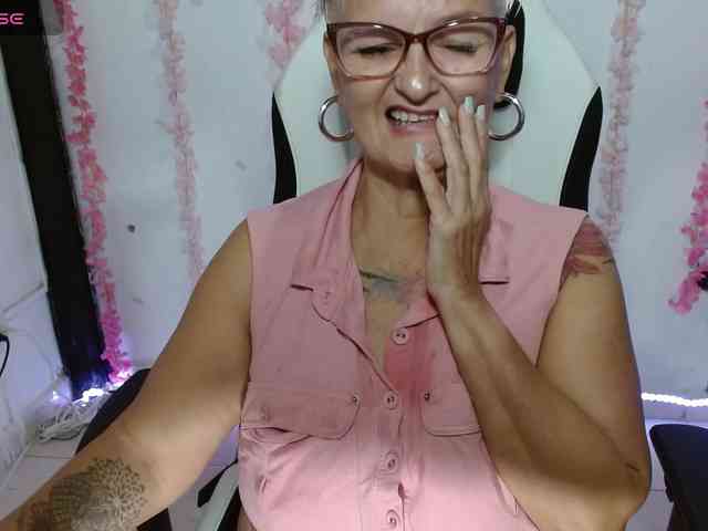 bety-cum3 webcam