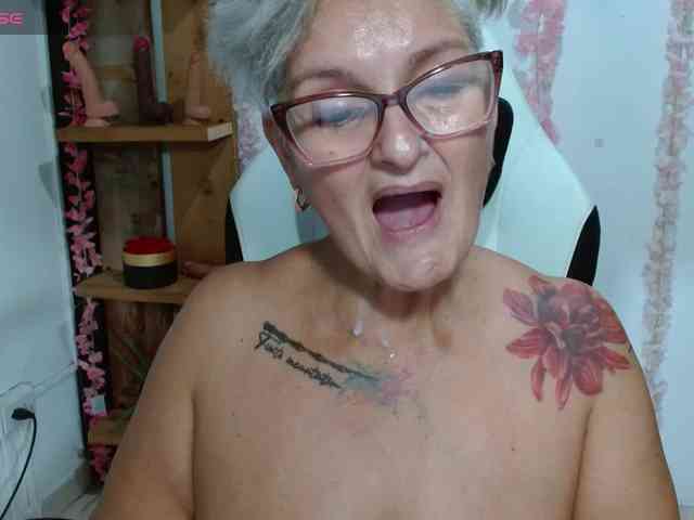 bety-cum3