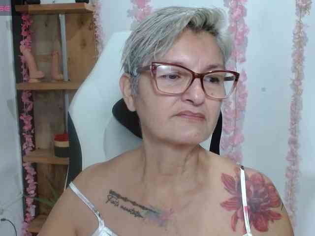 bety-cum3 webcam