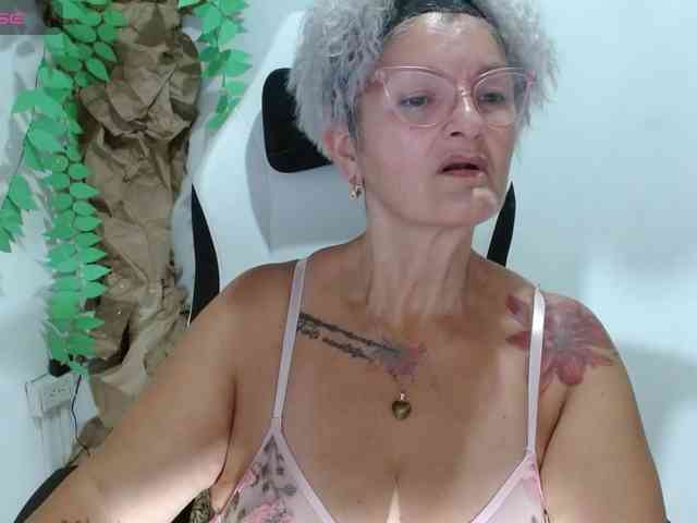 bety-cum3 webcam