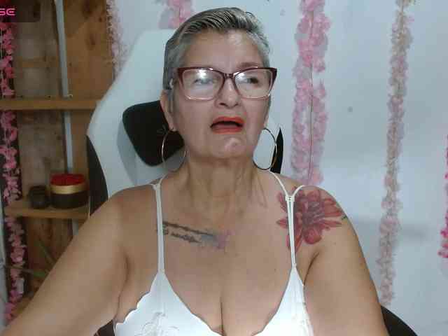 bety-cum3 webcam