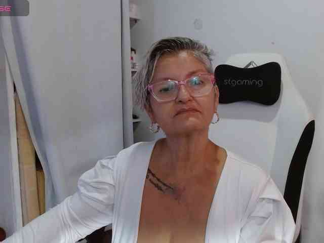 bety-cum3 webcam