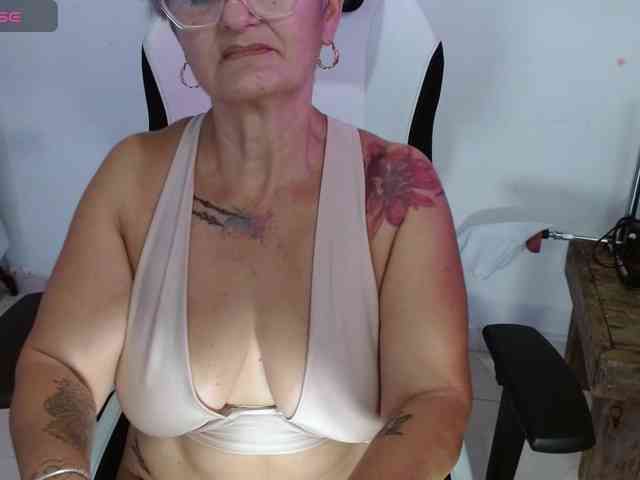 bety-cum3 webcam