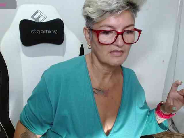 bety-cum3 webcam