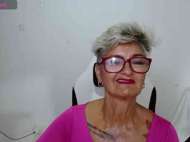 bety-cum3 webcam