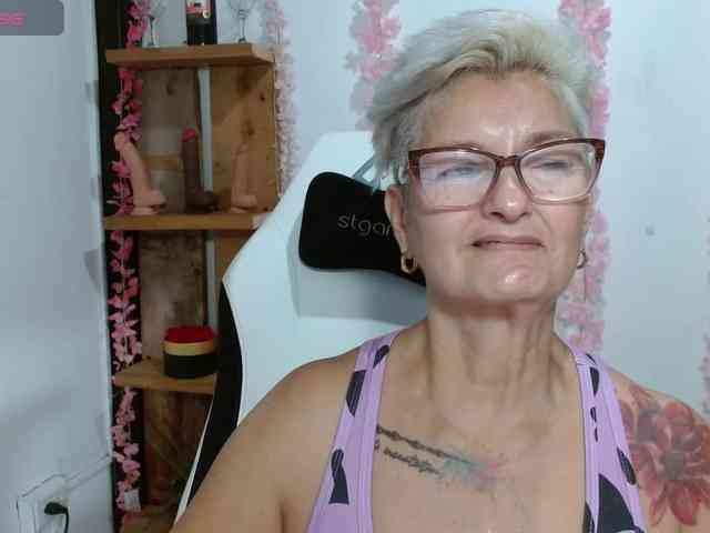 bety-cum3 webcam