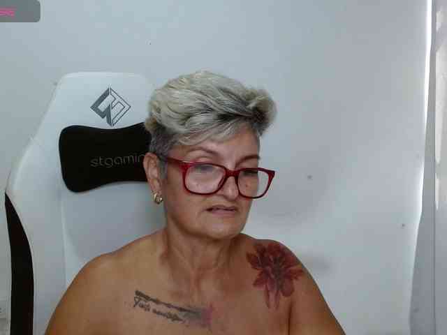 bety-cum3 webcam