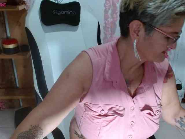 bety-cum3 webcam