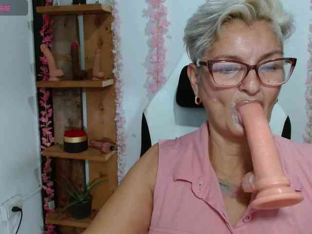 bety-cum3 webcam