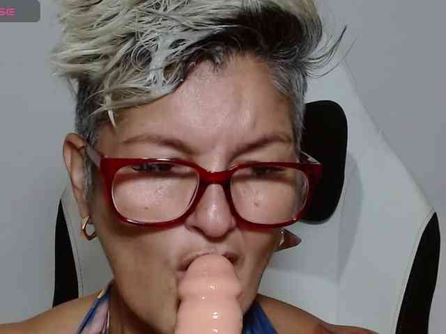 bety-cum3